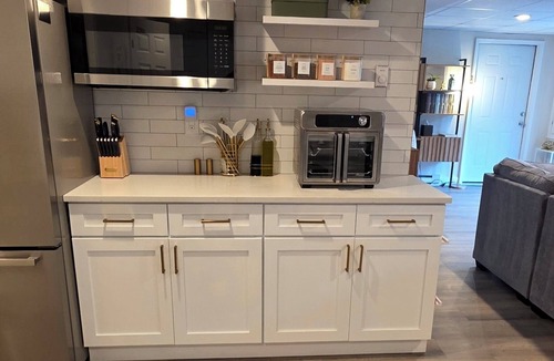 Stoughton Apartment | New Flat ~15 Mins from Gillette Stadium/World Cup!