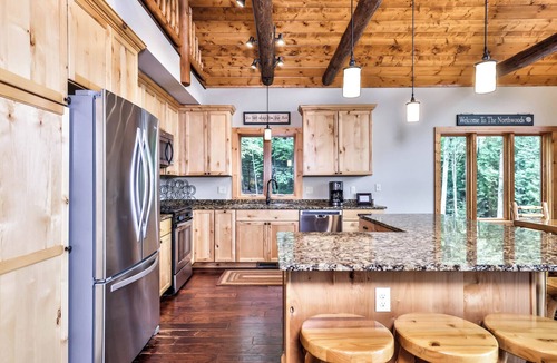 Eagle River House | NEW! Gorgeous Northwoods Home on the Eagle River Chain of Lakes