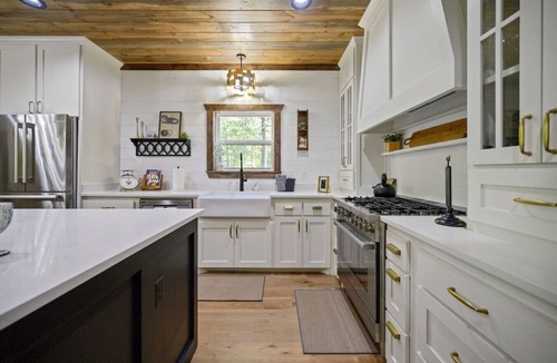 Broken Bow Cabin | New! Grand Hideaway| Secluded|6 Bedroom
