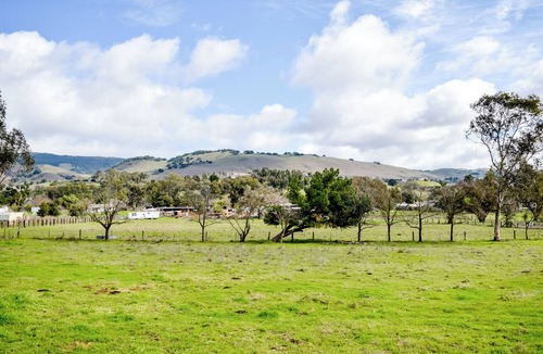 Gilroy House | NEW - Havilahland Guest House on a Farm
