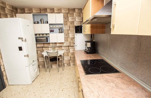 Santa Rosa Condo | * NEW * Holiday Accommodation 8 people 4 rooms