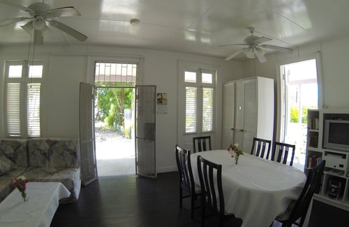 Saint Lawrence House | New holiday house sea view, climate nicest beach Saint Lawrence Gap Worthing