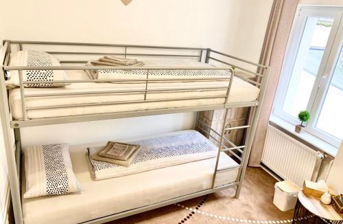Reinickendorf Hostel | New Hostel Berlin Mitte FREE SNACK hot tea and coffee