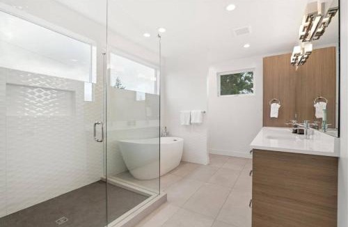 Greenwood House | New House with Chef's Kitchen and Spa-like Suite