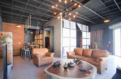Zona Centro House | NEW Industrial Loft at Ensenada