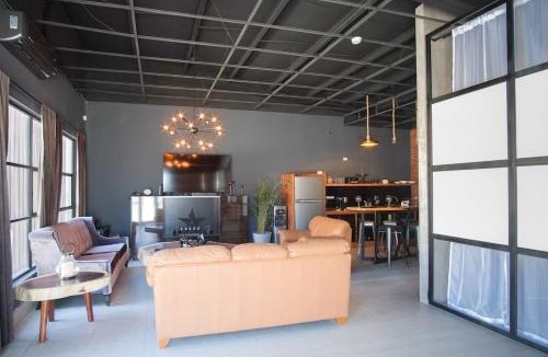 Zona Centro House | NEW Industrial Loft at Ensenada