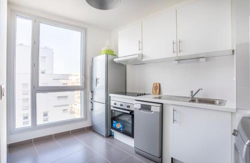 Euromed - La Joliette Apartment | NEW JOLIETTE Comfortable Apartment well located with private parking