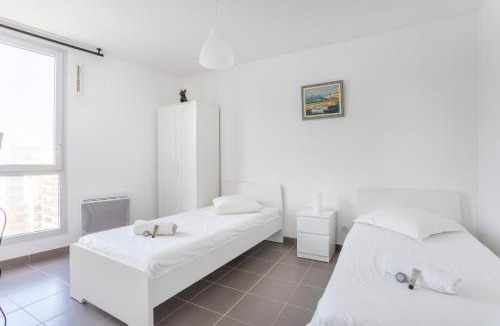 Euromed - La Joliette Apartment | NEW JOLIETTE Comfortable Apartment well located with private parking