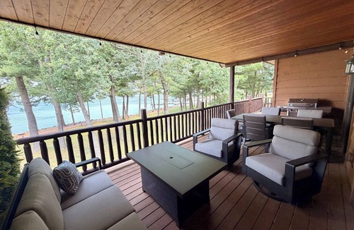 Mauston Condo | NEW - Lake & Beach Front -Directly On Castle Rock Lake. Newly updated!