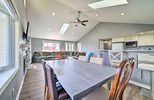 Houghton Lake House | NEW! Lake House w/A/C & Huge Deck! PET FRIENDLY!