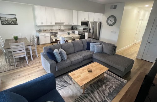Lancaster Condo | New Lakefront Condo on Herrington Lake