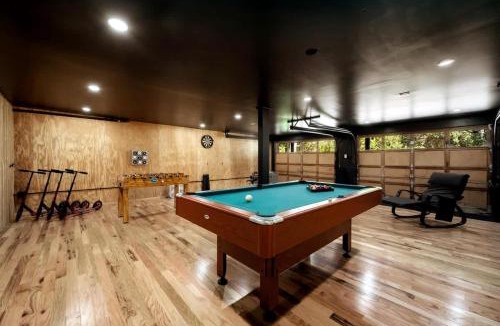 Skaneateles House | *NEW* Large Backyard ~ Game Room ~ Firepit ~ Lake