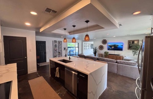 Encanto House | New listing!Centrally Located, Dog Friendly Private Pool Oasis, Perfect Getaway!