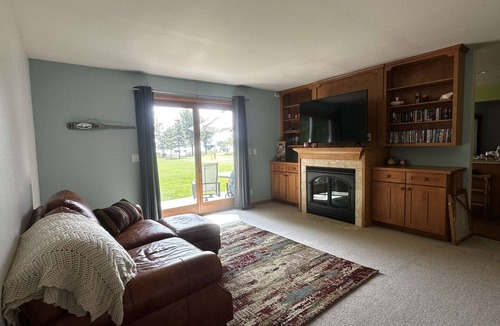 Van Dyne House | New listing. Charming 3-bedroom lake house in Van Dyne. 10 miles from EAA.