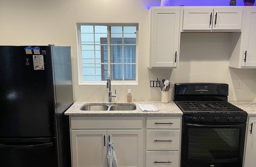 Aberdeen House | New listing, completely renovated 3 bedroom home. 2 full baths.