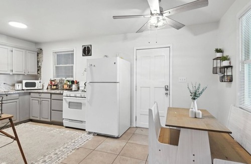 Slidell House | NEW LISTING! Completely renovated modern farmhouse w/3bdr.