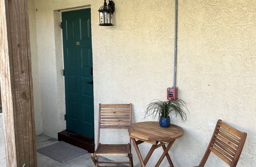 Cocoa Apartment | New Listing! Historic Cocoa Village with Pool on Banana River!