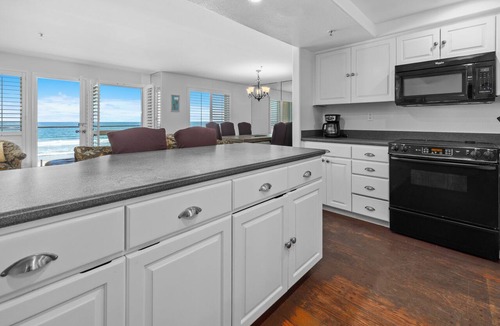 Imperial Beach Condo | New Listing Oceanfront 2 Bedroom/2 Bathroom
