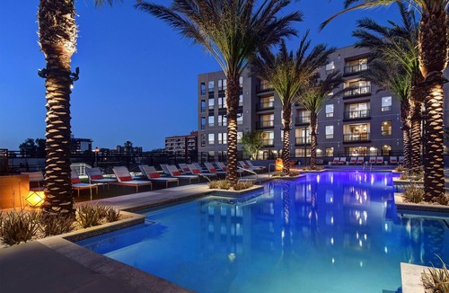 Downtown Phoenix Apartment | New Listing! Spacious Downtown 2bd with Resort Amenities