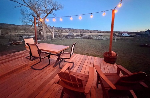 Hatch House | New Listing Special! Your National Parks Base Camp, Remodeled 3 Bed home.