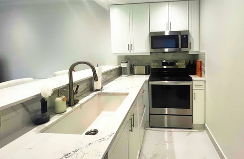 Leeward Settlement Condo | NEW LISTING: 1Bedroom Luxury Large Spacious Modern Condo close to Grace Bay