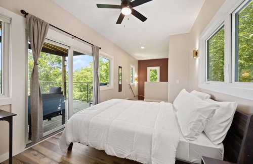 Celina House | NEW listing! The Celina Bin~hot tub~TN~The Cumberland Collective