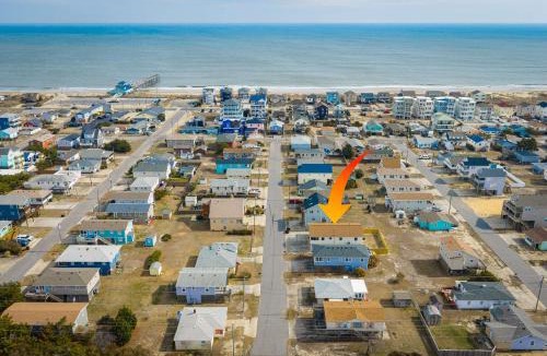Colington House | New Listing Walk to Beach Hot Tub & Games