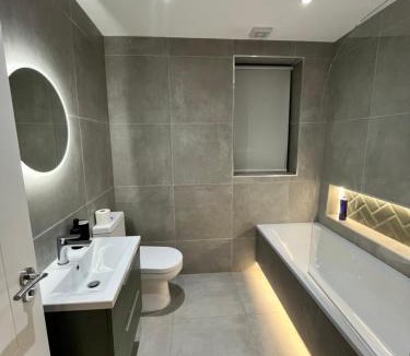 Barnhill Apartment | New London Wembley Apartment - 10 minutes from Wembley Stadium, OVO Wembley Stadium