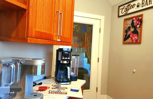 Hunter House | New Luxuary Hunter Ski Resort&Lake Chalet, Hot Tub, Sauna, Fireplace, Mountains