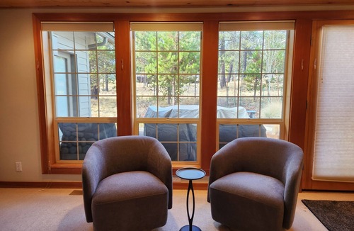 Deer Park House | New Luxury, spacious 4 br/4 ba with new furnishings + SHARC passes