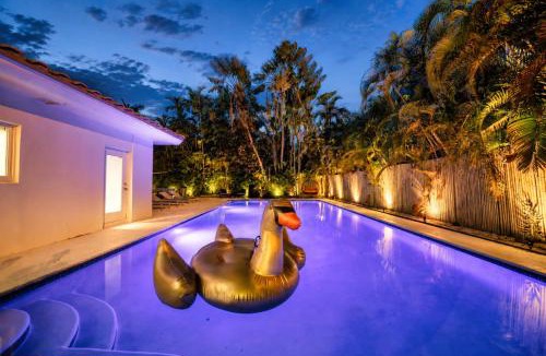 Biscayne Park Villa | New Luxury Villa Delilah Biscayne Park