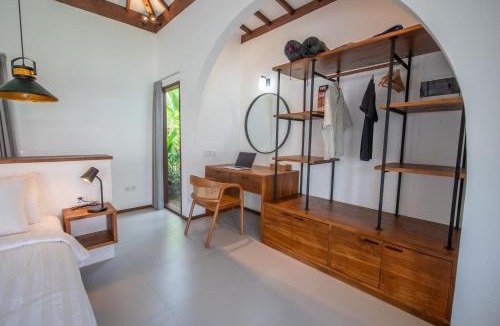 Selong Belanak Villa | NEW Mawar Studios with private Pool in Selong Belanak