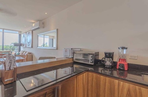 Montecarlo Apartment | New Merida Marvel, Rooftop Pool with Views