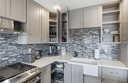 Mount Helix House | New Modern 2BR Home with Movie theater, & Big Yard