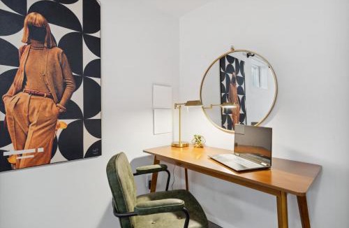 Lamar Heights Area House | NEW Modern 4BR Game Rm Ping-Pong
