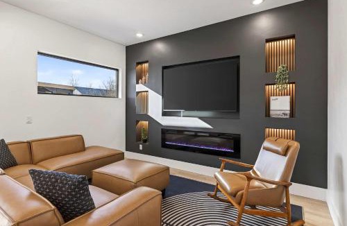 Moab South Valley House | New Modern Luxury at Copper View Moab