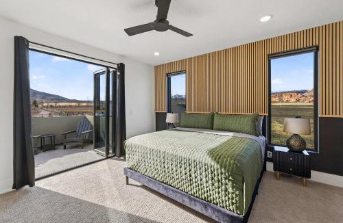 Moab South Valley House | New Modern Luxury at Copper View Moab