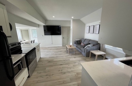 Tichigan House | New! Modern River & Lake House – Book Now!