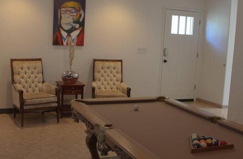 Ahwatukee Foothills House | NEW! Modern Villa Getaway with an amazing pool