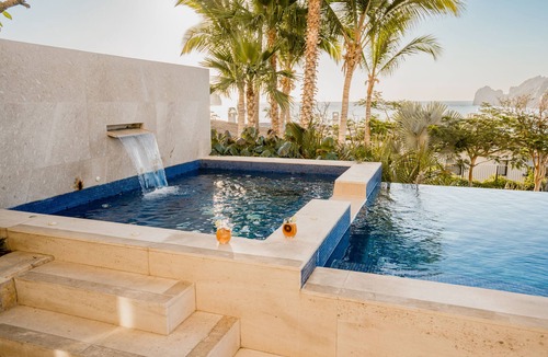 El Medano Ejidal Villa | New, Oceanfront Escape, Private Pool, Jacuzzi. Can rent as 6 bedrooms