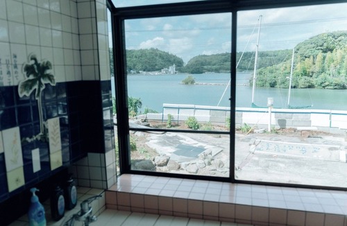 Ama House | New OpenAma Town30 sec to the BeachRelax with Family FriendsUp to 4 Guests/Okigun Shimane