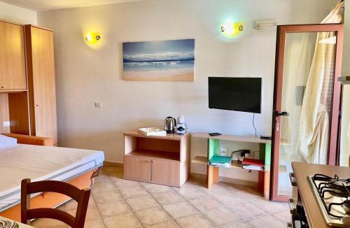 Limpiddu Apartment | New Orange Studio 9