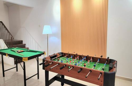 SS 2 House | NEW! Petaling Jaya SS2 Landed Home for up to 16 Pax with 5bedroom 4Bath