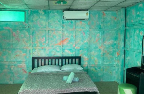 Wat Sam Phraya House | New Phiman Riverview Guesthouse