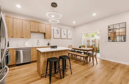 Gresham House | New PNW Retreat | Family-Friendly | Near DWTN