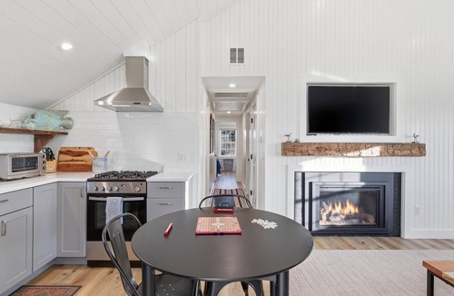 Centerville House | NEW! Prime Location, Craigville Beach Steps Away