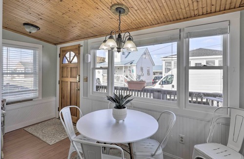 Hampton Villa | NEW! Quaint Hampton Villa - Walk to Beach & Dining