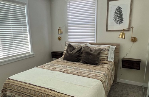 Orem Cabin | New remodeled Cabin in Orem, close to UVU, BYU, I-15, Sundance, Marriott Center