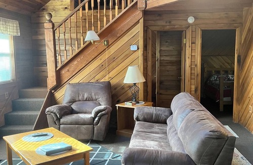 Lansing Cabin | NEW RIVER GORGE CABINS-ALMOST HEAVEN