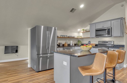Sheboygan Condo | NEW Riverfront Loft - FANTASTIC location w/stunning views - on the boardwalk!